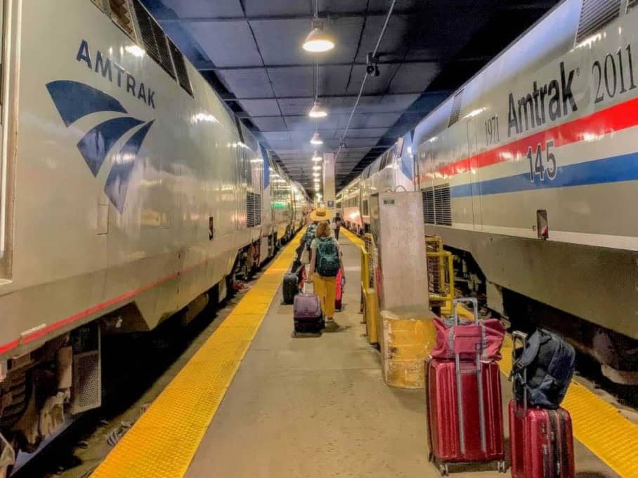 amtrak priority boarding in chicago