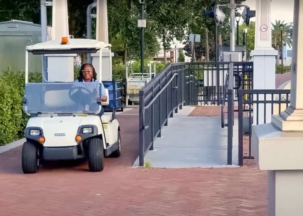 Amtrak Luggage Cart for the Silver Star train to New York