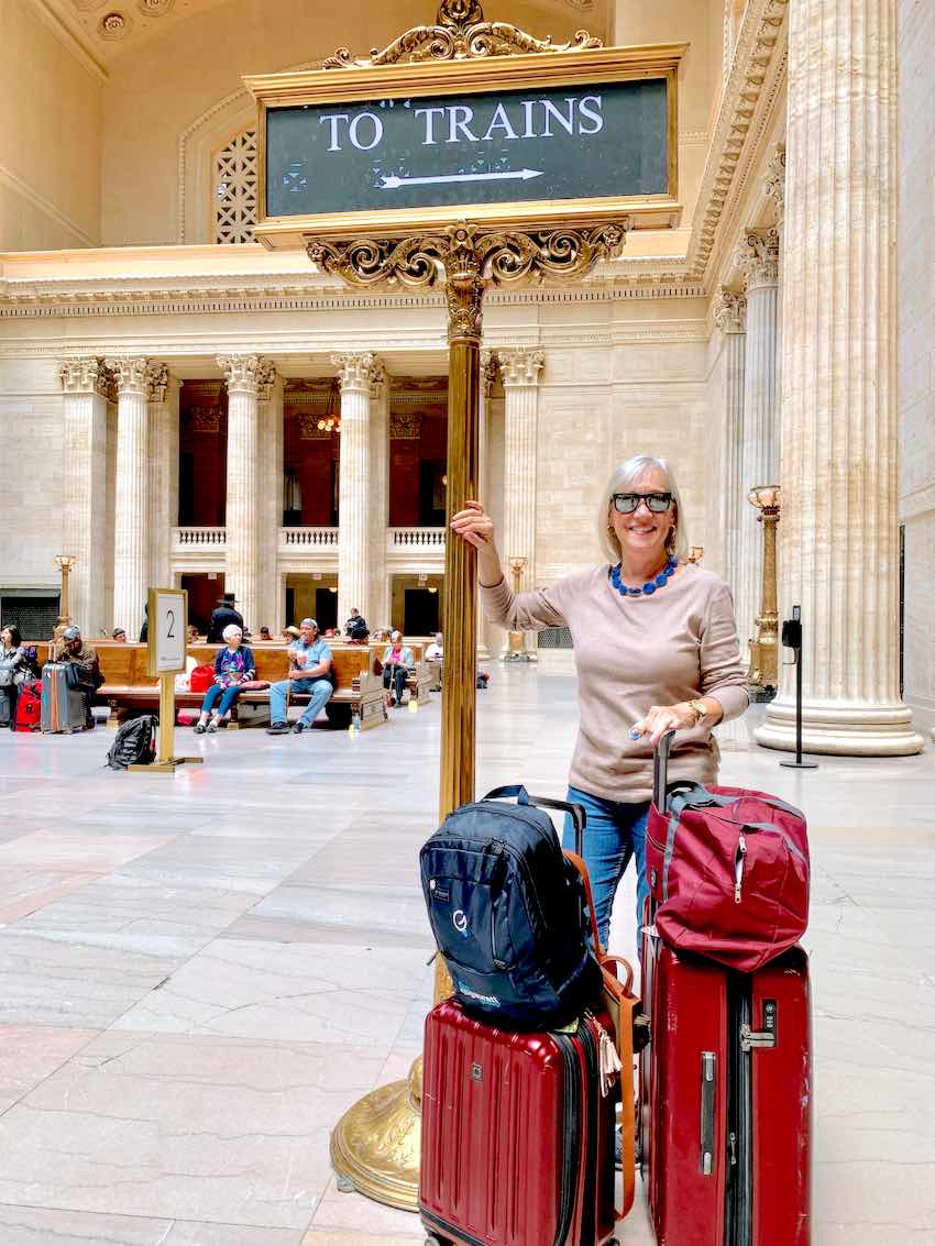 at chicago amtrak station with wifi